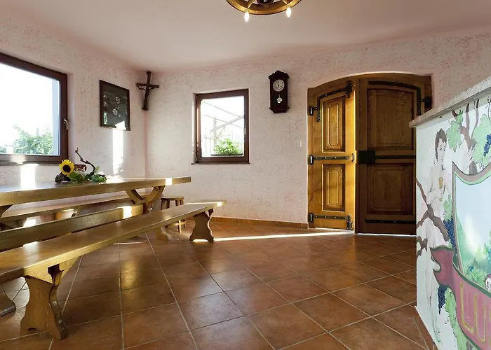 Vineyard Lustek Dom wakacyjny